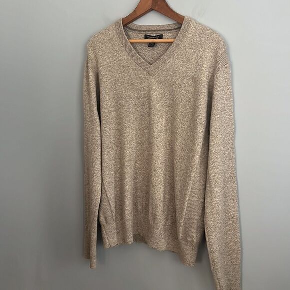 Banana Republic Men’s v neck cashmere blend tan sweater - Picture 6 of 13